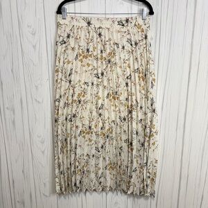 NWT MAX STUDIO Cream Earthtone Floral Pleated Midi Skirt ($138), Large